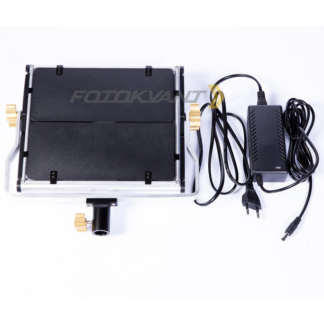 Fotokvant LED-660BD PRO светодиодная панель с шторками 660 светодиодов 3200-5600 К - фото4