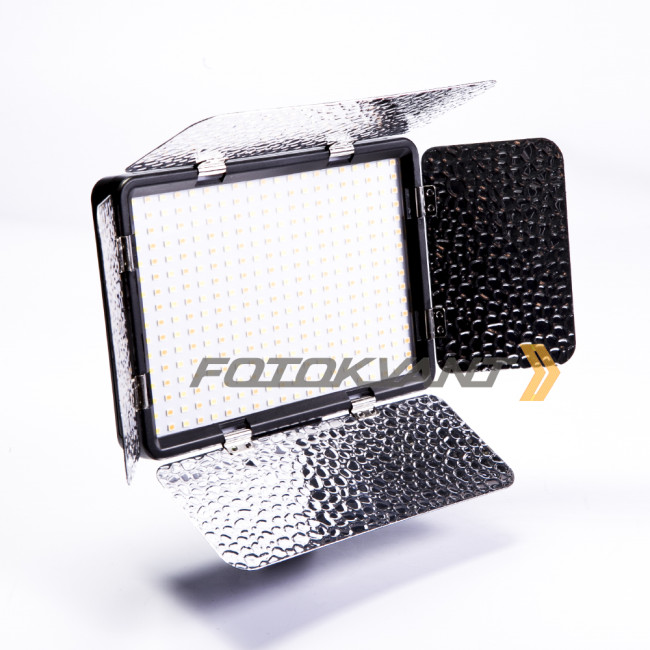 Fotokvant LED-320AS светодиодный осветитель со шторками - фото
