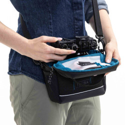 Сумка Tenba Skyline v2 Shoulder Bag 7 Black- фото5, картинка5 Сумка Tenba Skyline v2 Shoulder Bag 7 Black- фото5
