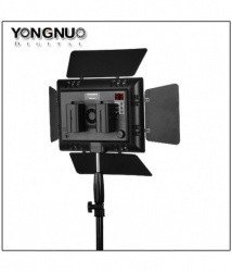 Накамерный свет Yongnuo YN-600L II LED 3200-5500K- фото3