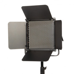 Осветитель светодиодный Falcon Eyes FlatLight 600 LED